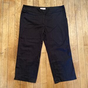 Candies Juniors Size 7 Pin Striped Dress Pants Self Stretch Capri